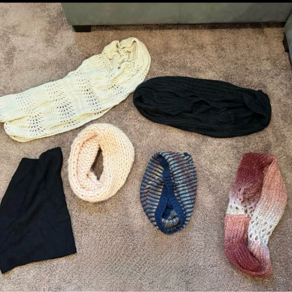 6 Infiniti scarves